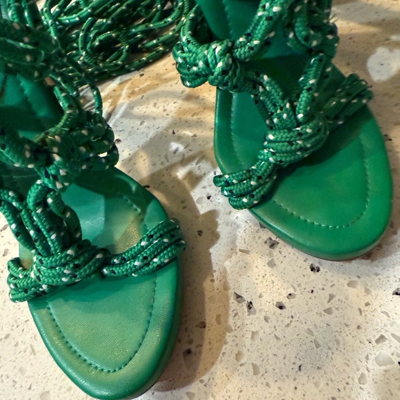 Steve Madden green rope lace up ankle cuff heels - Picture 5 of 7